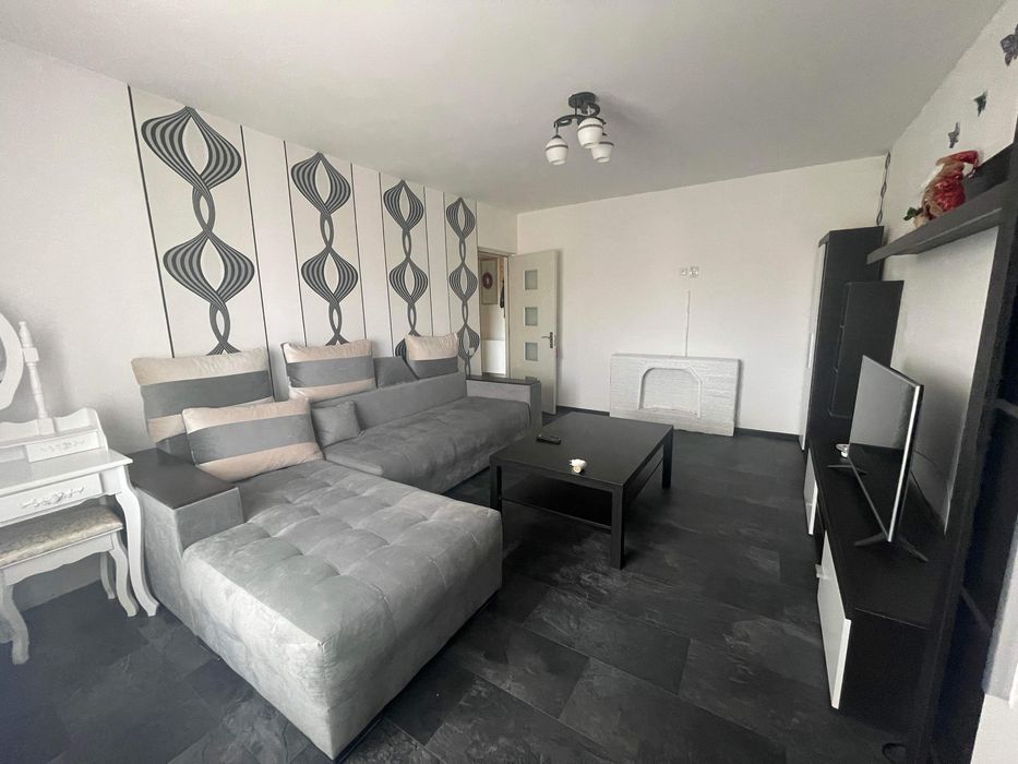Inchiriez apartament Buftea Centru