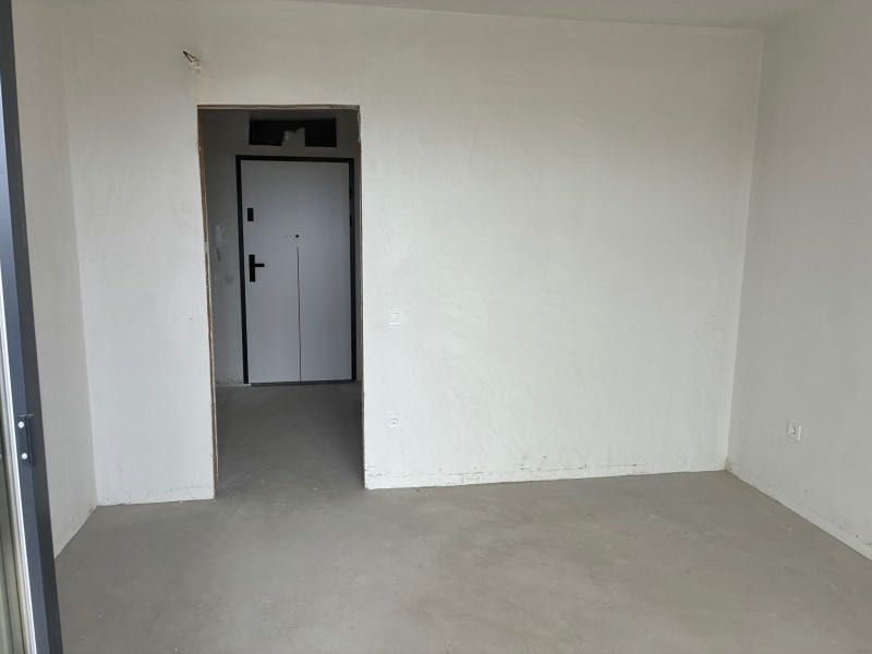 Продава се Двустаен апартамент в Варна, м-т Траката - 77 кв.м за 1884 €/кв.м - Снимка #9