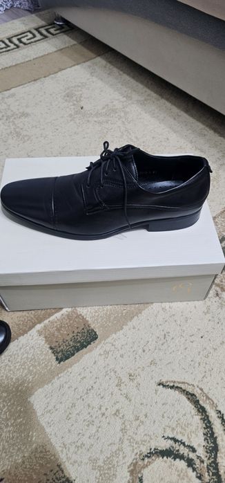 Продам туфли кожаные