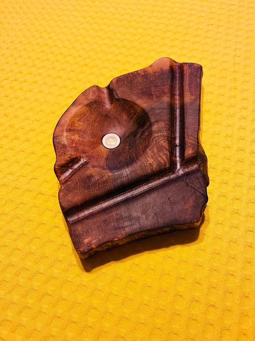 Дъски за мезета - плато, пепелници за пури, пейка от орех