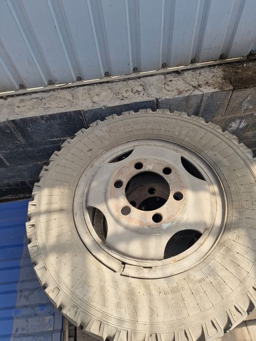 Продаю ПАЗ 3205  по запчастям