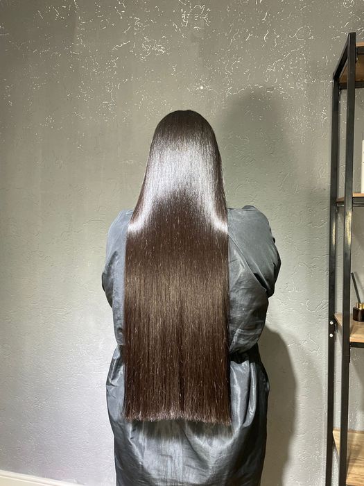 Кератиновое выпрямление волос