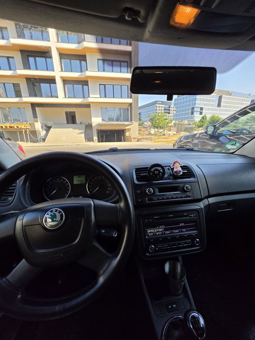SKODA Fabia 2010 — imagine 5