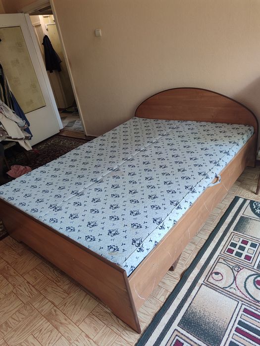 Кровать двухспальная