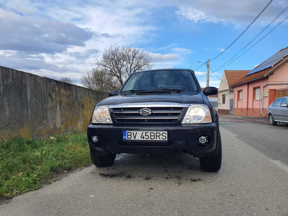 Suzuki Grand Vitara XL7, motor diesel 2.0HDI, 4x4 cu reductor, 2007