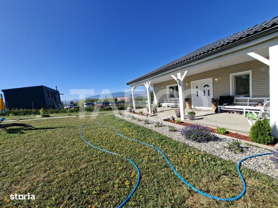 Casa moderna de vanzare in zona Dealul Sibiului din Sura Mare