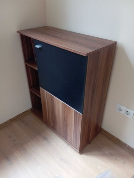 Секция - витрина, ТВ шкаф, комод, етажерка и ретро скрин