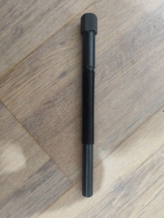 Болт за сваляне на вариатор за Атв