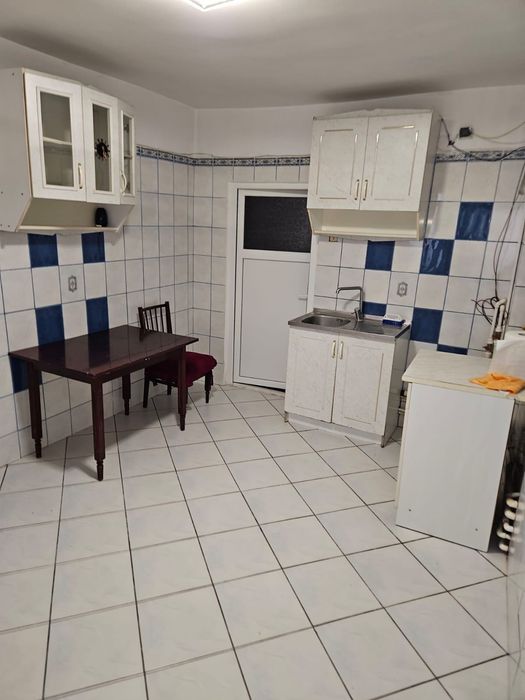 Vând casă în Ploiestiori