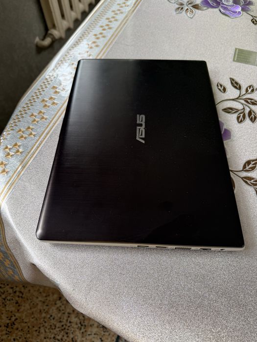 Продам ноктбук Asus NotebookSKU 2012