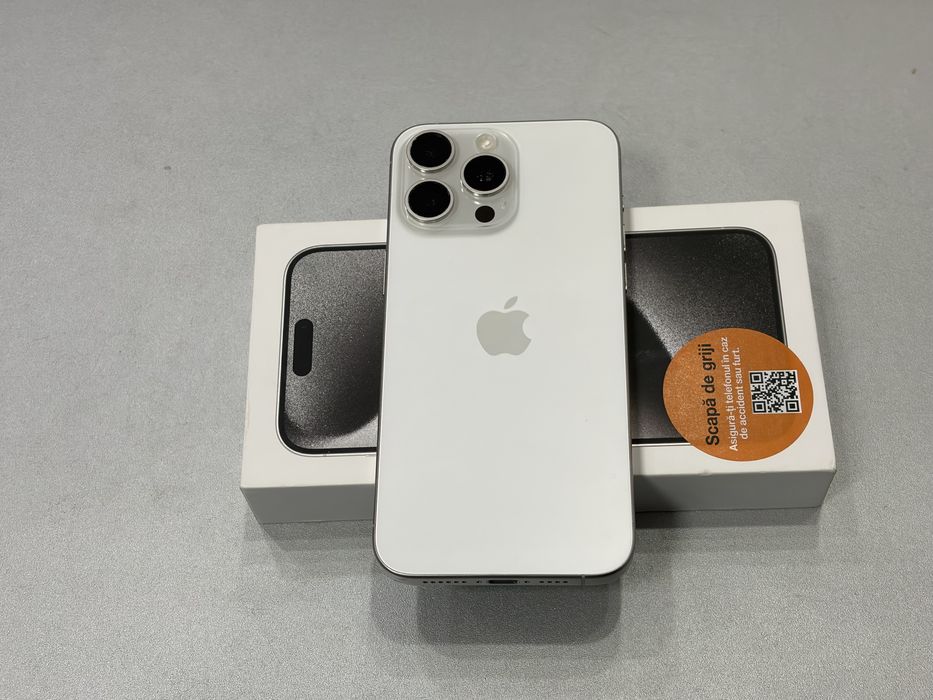 Iphone 15 Pro Max, 256 gb, White Titanium, la cutie