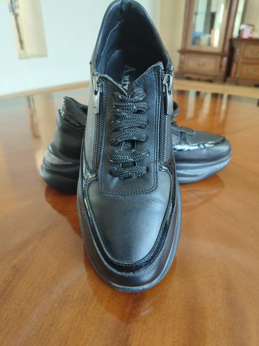 Кроссовки, на 36,5-37 размер