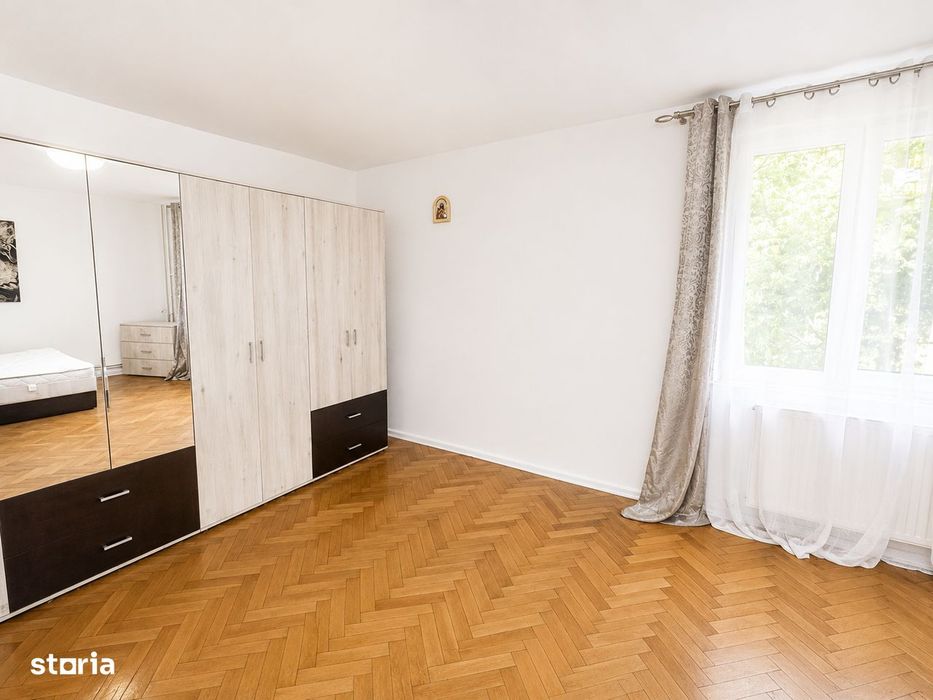 Garsoniera decomandata, spatioasa, in bloc de apartamente, zona Triaj!