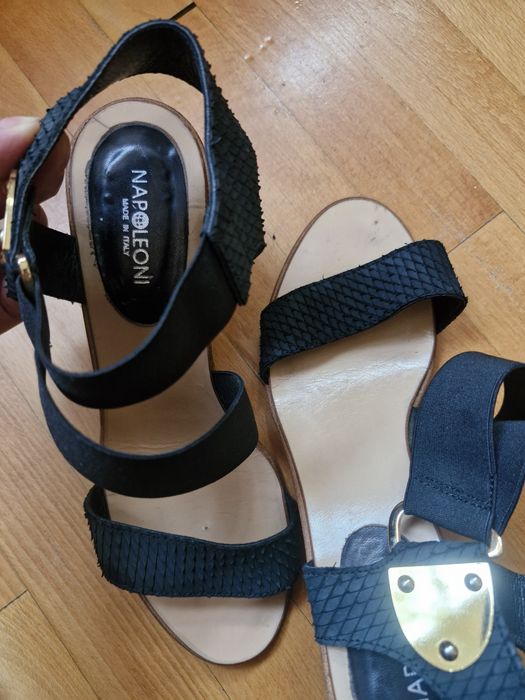 Sandale din  piele