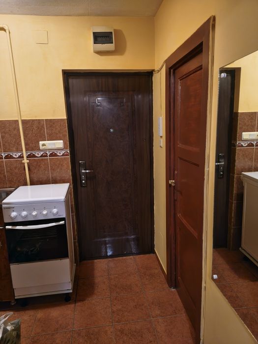 Garsoniera de închiriat