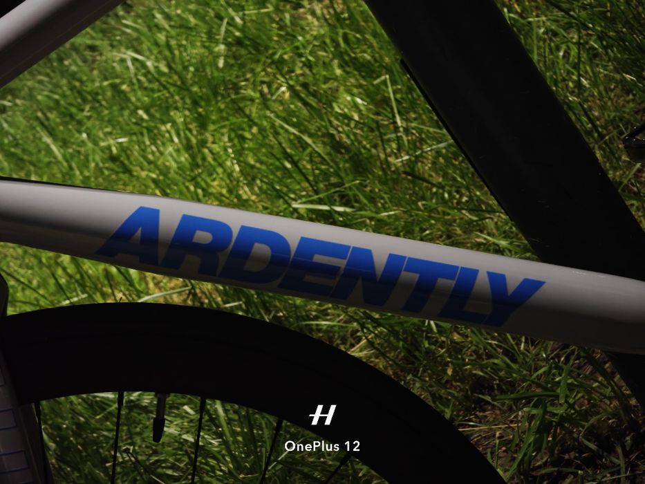 Ardently white новый