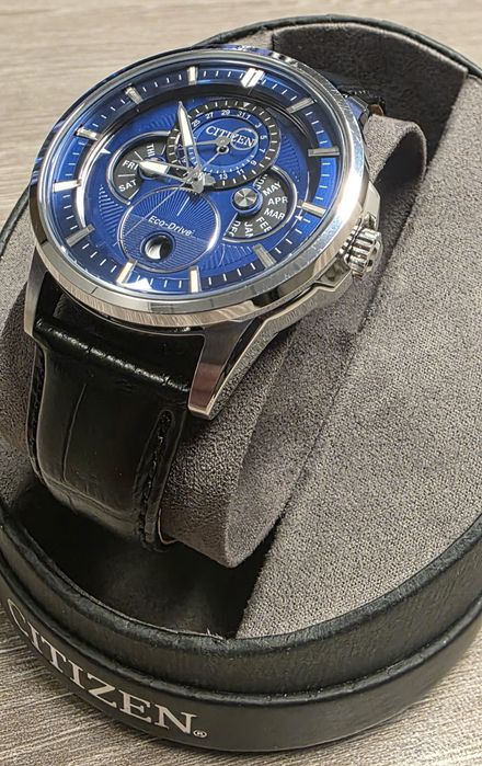 Citizen Eco-Drive Calendrier 44mm