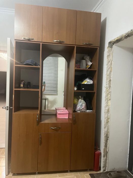 Продам шкаф коричневого цвета