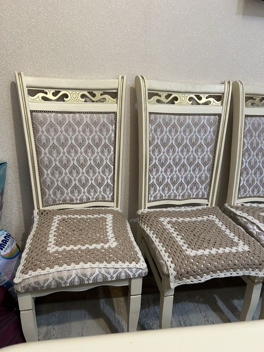 Продам стол-трансформер со стульями