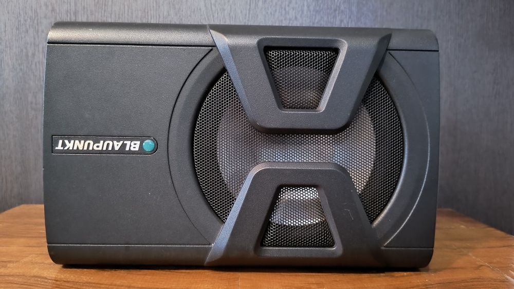 Blaupunkt THB 210A Subwoofer activ Compact