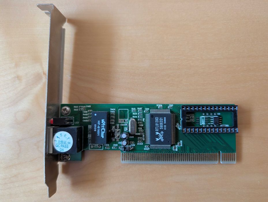 Placa de retea si modem PCI
