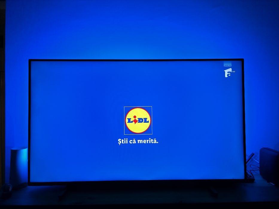 Televizor Smart Philips 126 cm Ambilight