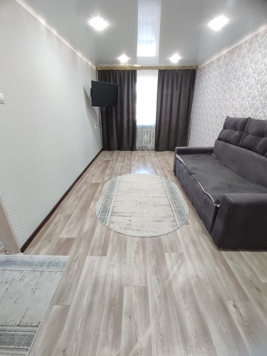 Продается 2-комн (5-24, 1 эт)