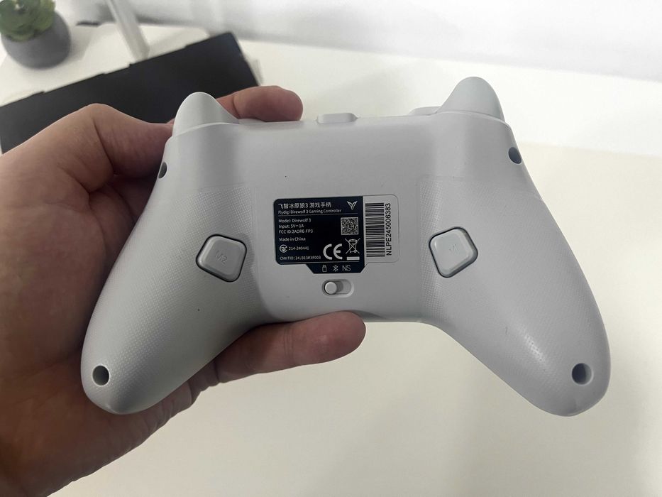 Геймпад Flydigi Direwolf 3