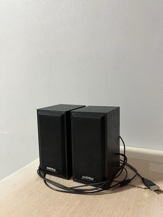 Колонки проводные