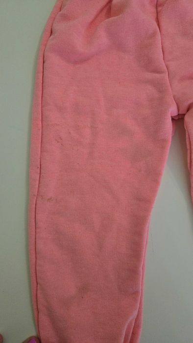 Хубави, евтини и запазени бебешки и детски дрехи