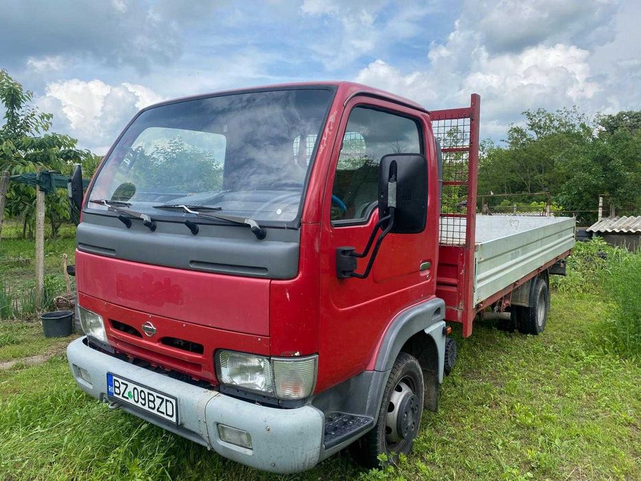 Vand Autoutilitara Nissan TL35 CABSTAR