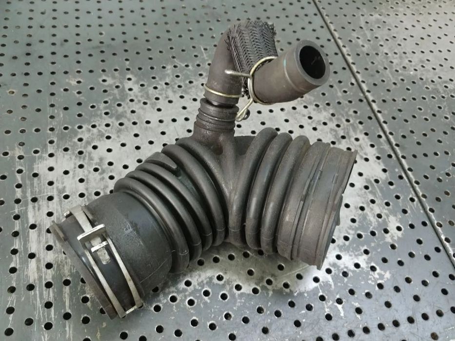 furtun admisie toyota rav 4 1ad 2.0 d euro 5  17881-26100