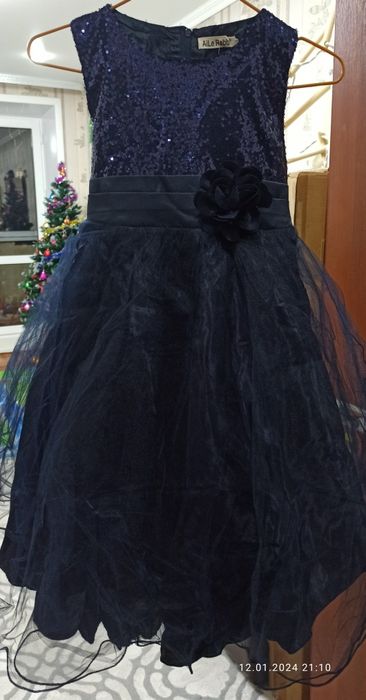 Праздничное платье