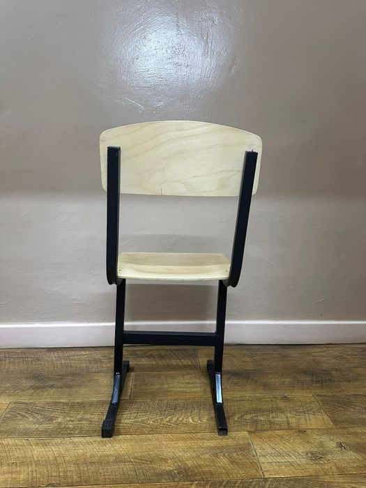 Стул    школьный