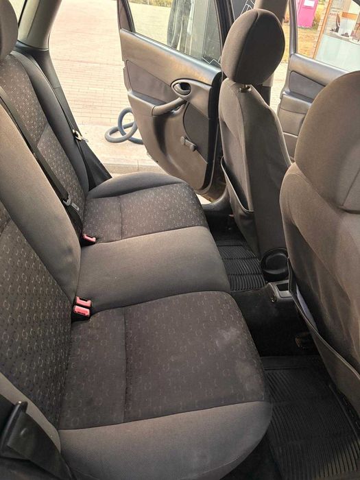 Vând Ford Focus 2003,1.6 benzina