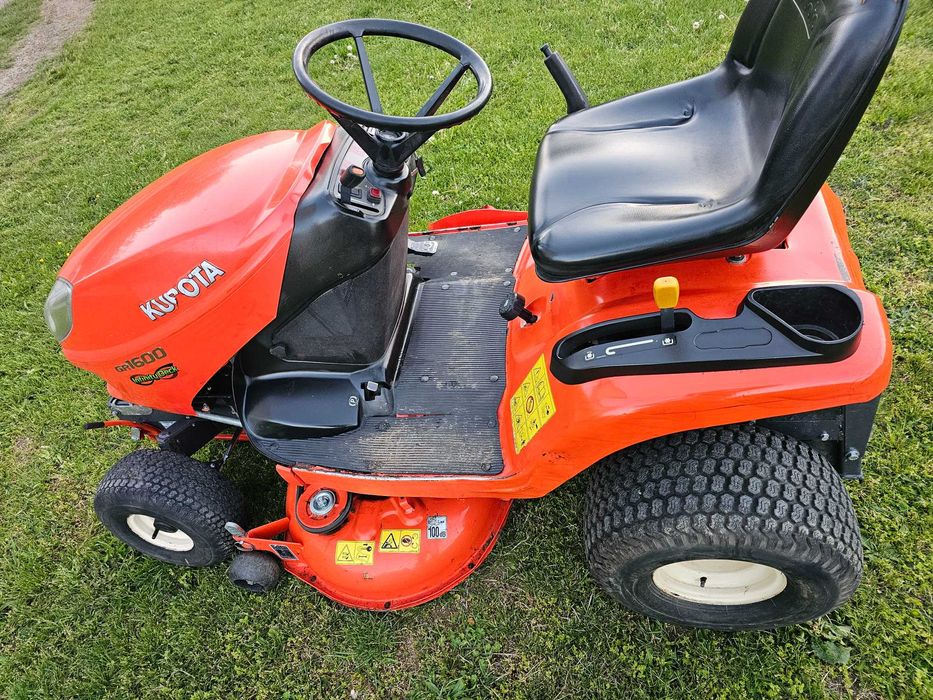 ДИЗЕЛОВА Тракторна Косачка KUBOTA. ПЕРФЕКТНА