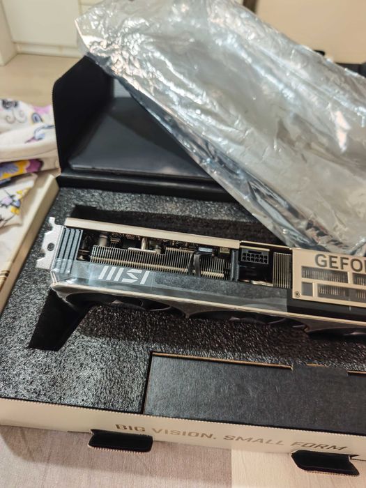 MSI GeForce RTX 5070 INSPIRE 3X OC 12GB GDDR7 192bit нова неизползвана