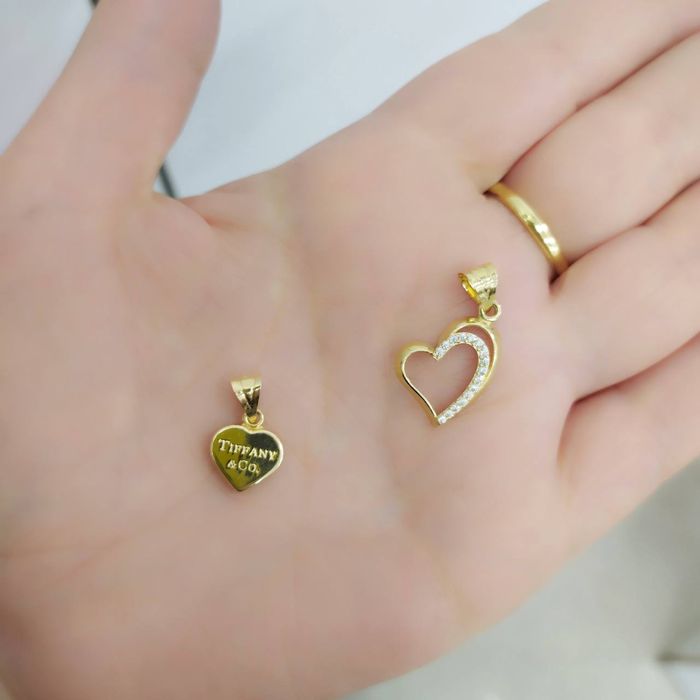 Золотой красивый кулон. Золото 585 Есть доставка.