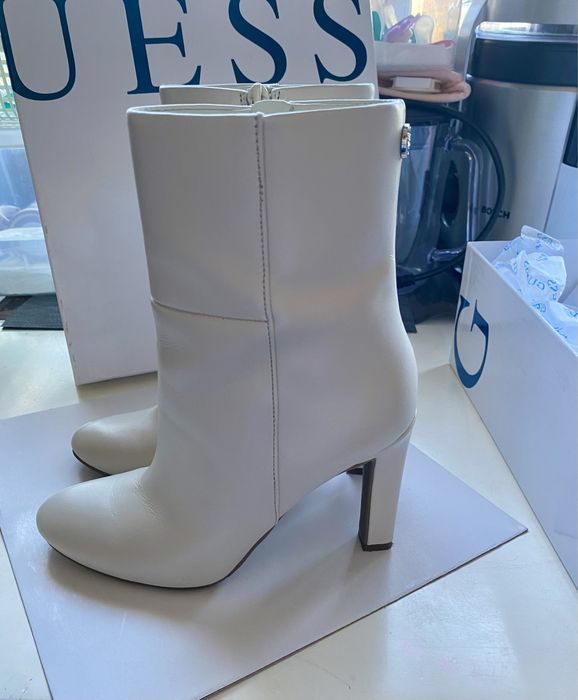 Дамски боти Guess- 36 размер