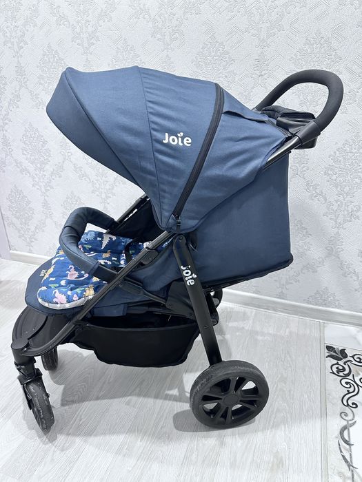 Коляска прогулочная joie litetrax