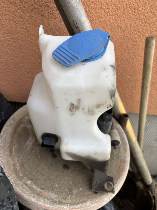 Казанче антифриз и чистачки голф 4