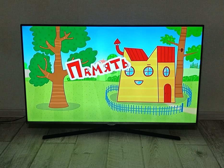 Телевизор Смарт ТВ,  123 см.