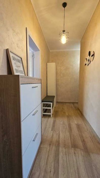 Продава се Двустаен апартамент в Пловдив, Център - 64 кв.м за 2024 €/кв.м - Снимка #18