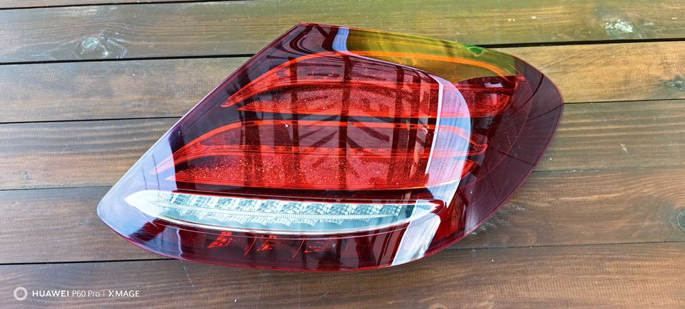 Продавам стоп за Mercedes E Class W213 / Мерцедес Е Класа В213