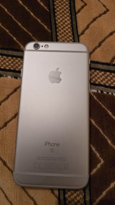 Айфон 6 s серый в отличном состоянии.