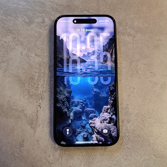 Продам Iphone 15 128GB