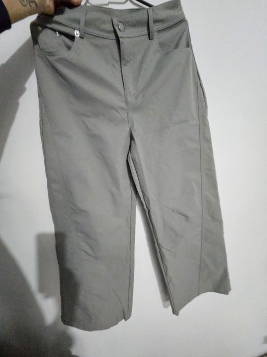 Нов панталон. Само пробван.