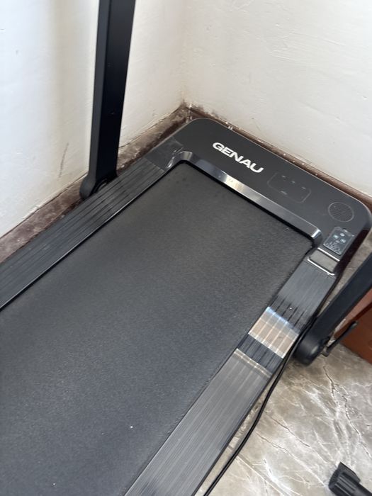 Беговая дорожка genau