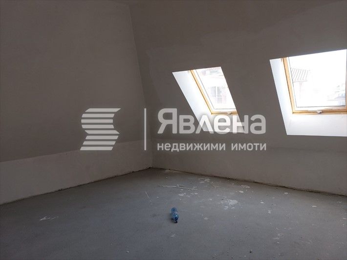 Продава се Двустаен апартамент в Приморско - 72 кв.м за 1223 €/кв.м - Снимка #1