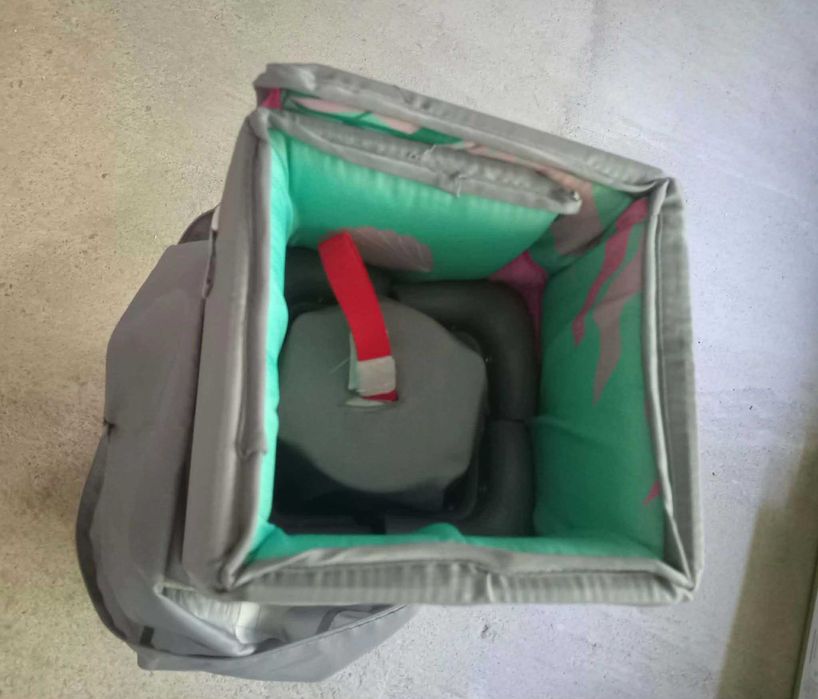 Țarc de joacă Lionelo Mille – Gri/Verde, cu animăluțe – Impecabil